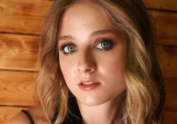 JACKIE EVANCHO, “Behind My Eyes 2.0”